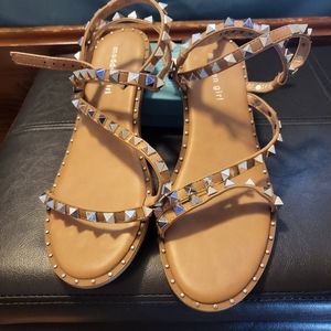 Steve Madden Travel Tan Sandals